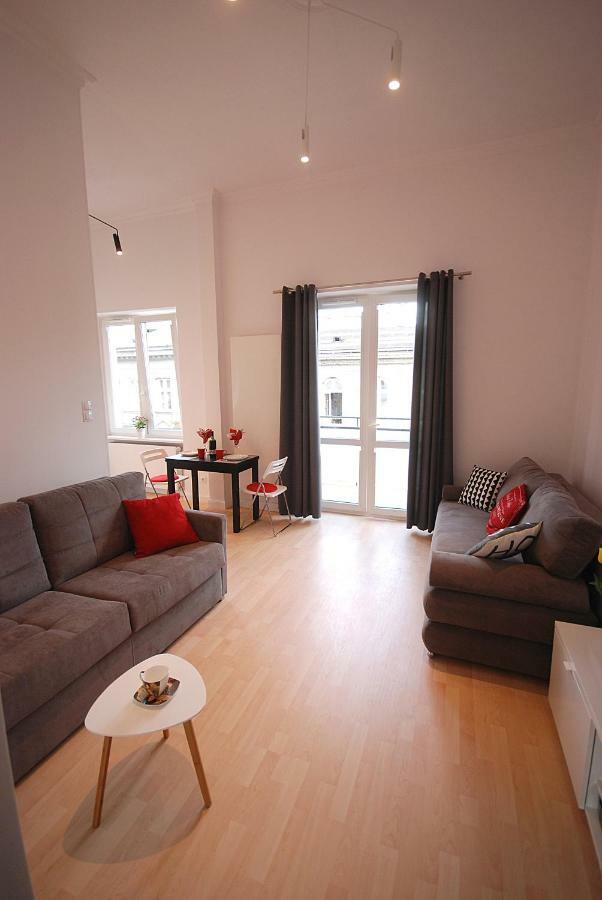 Nowy Apartament Wilcza Varsóvia Exterior foto