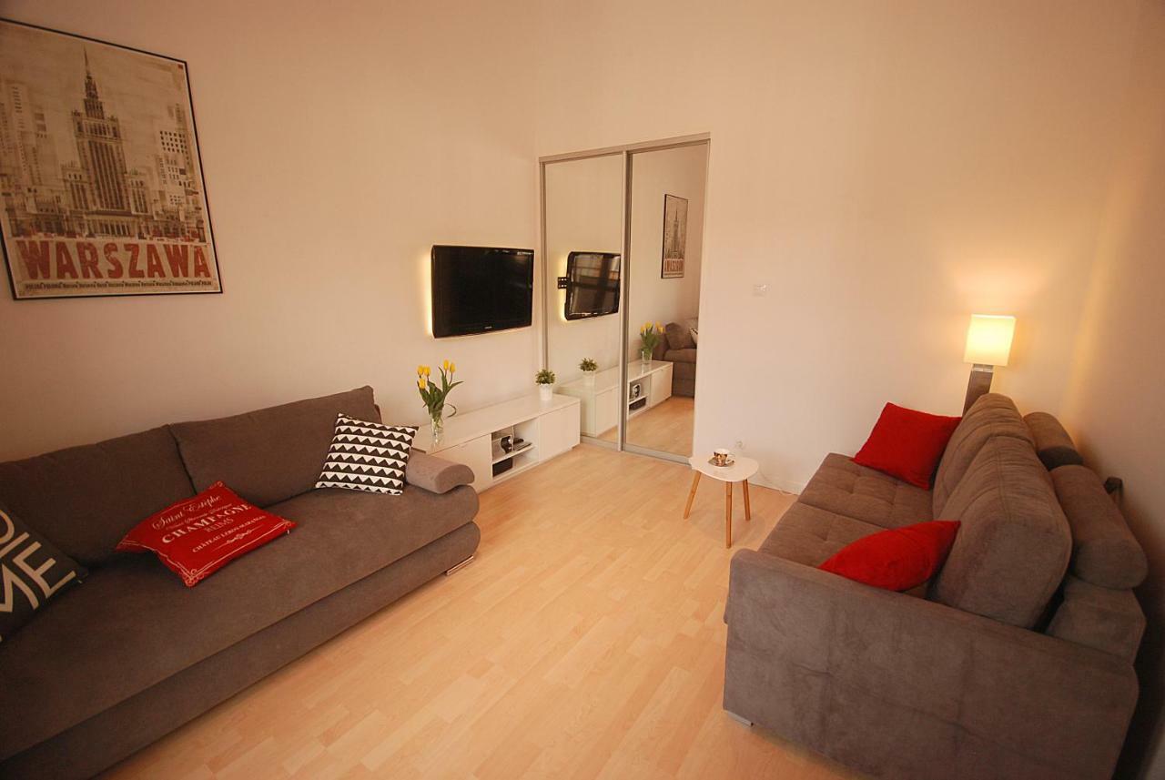 Nowy Apartament Wilcza Varsóvia Exterior foto