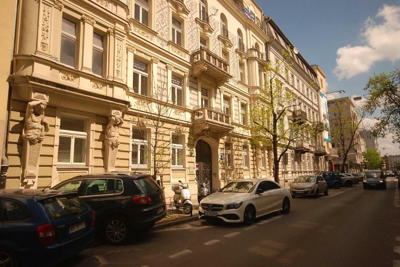 Nowy Apartament Wilcza Varsóvia Exterior foto